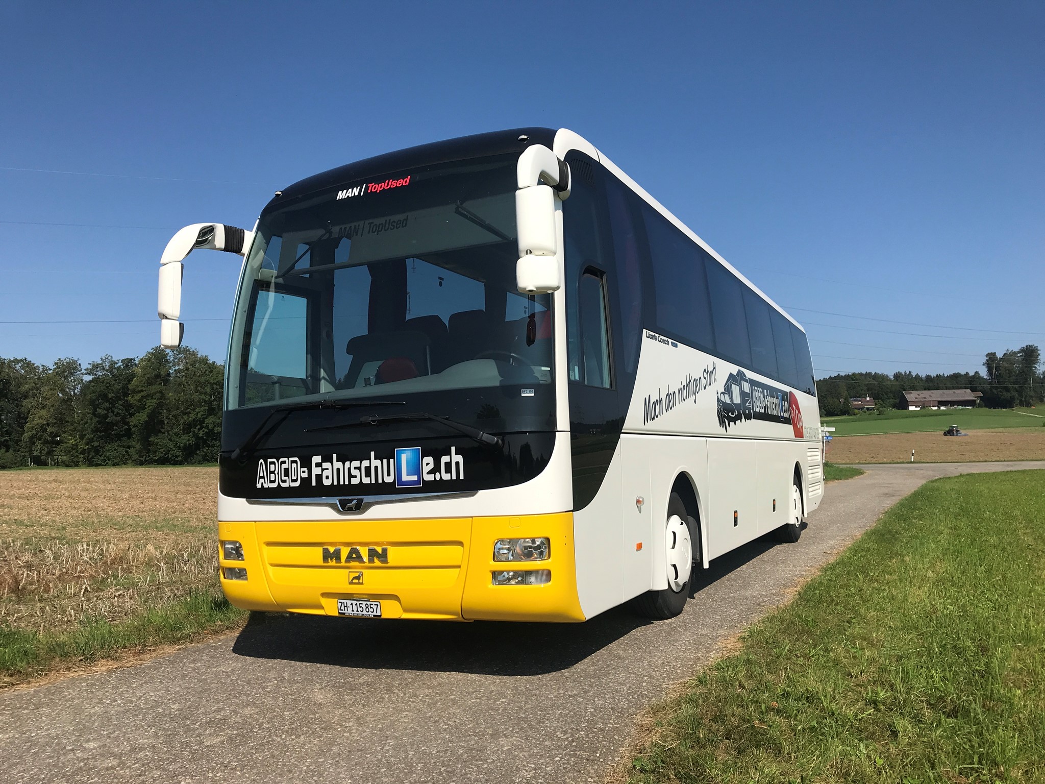 Busfahrschule Kategorie D (Kat D) in Winterthur mit Mindestausbildung Zulassung